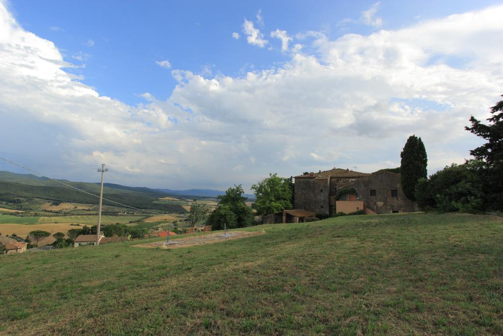 Gasthaus Fattoria Della Gioiosa - Agriturismo La Gelinda Casale Marittimo Exterior foto