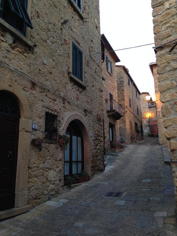 Gasthaus Fattoria Della Gioiosa - Agriturismo La Gelinda Casale Marittimo Exterior foto