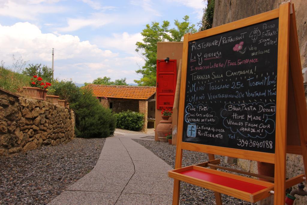 Gasthaus Fattoria Della Gioiosa - Agriturismo La Gelinda Casale Marittimo Exterior foto